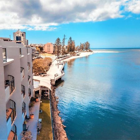 La Promenade Aparthotel Caloundra Kültér fotó