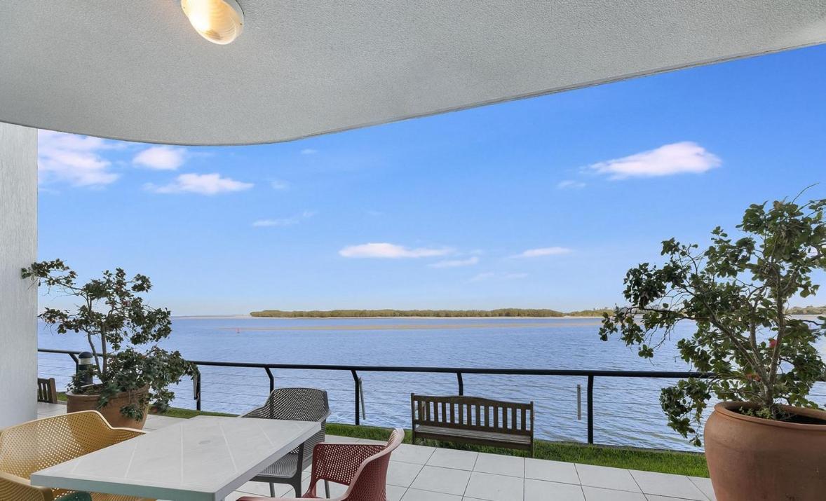 La Promenade Aparthotel Caloundra Kültér fotó
