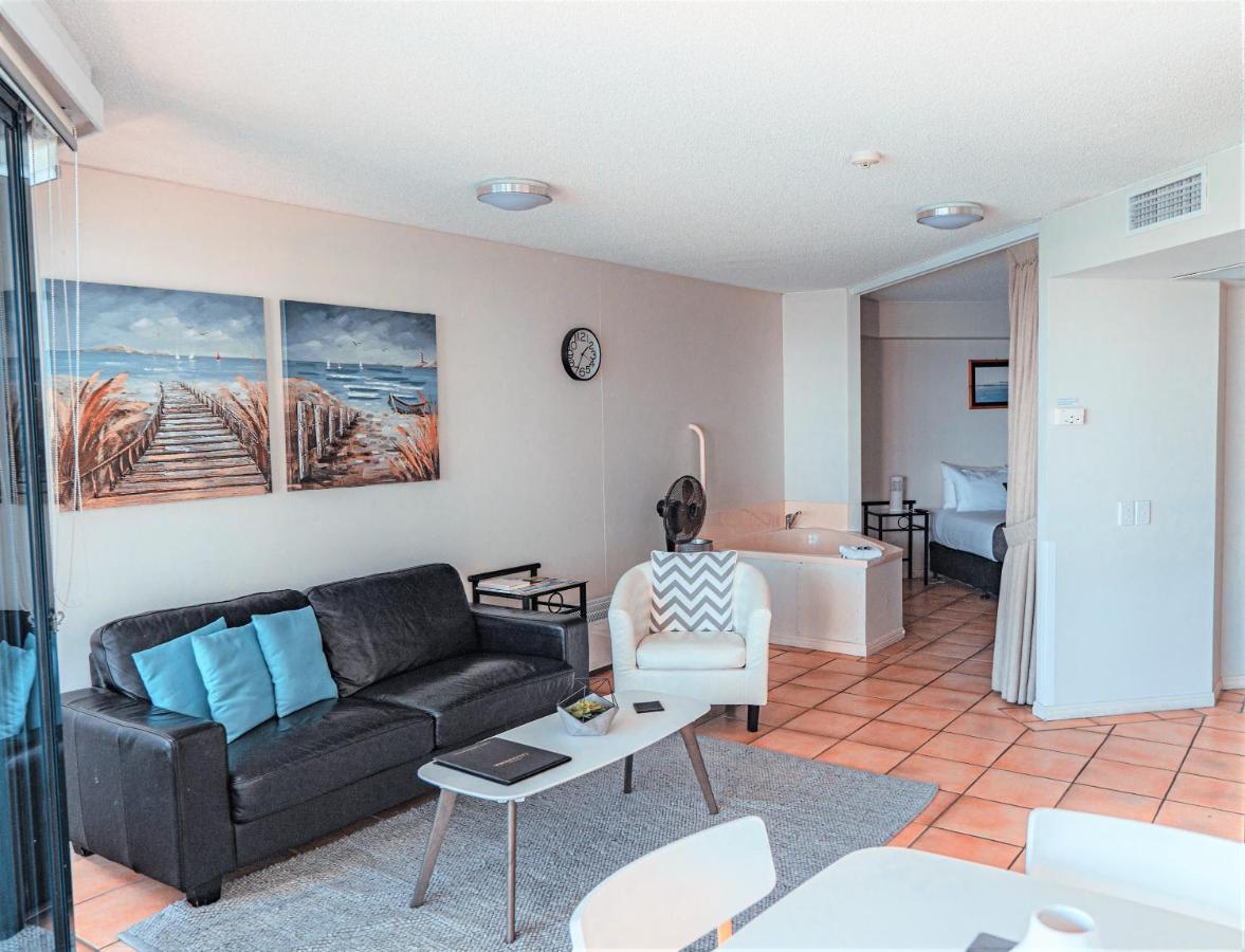 La Promenade Aparthotel Caloundra Kültér fotó